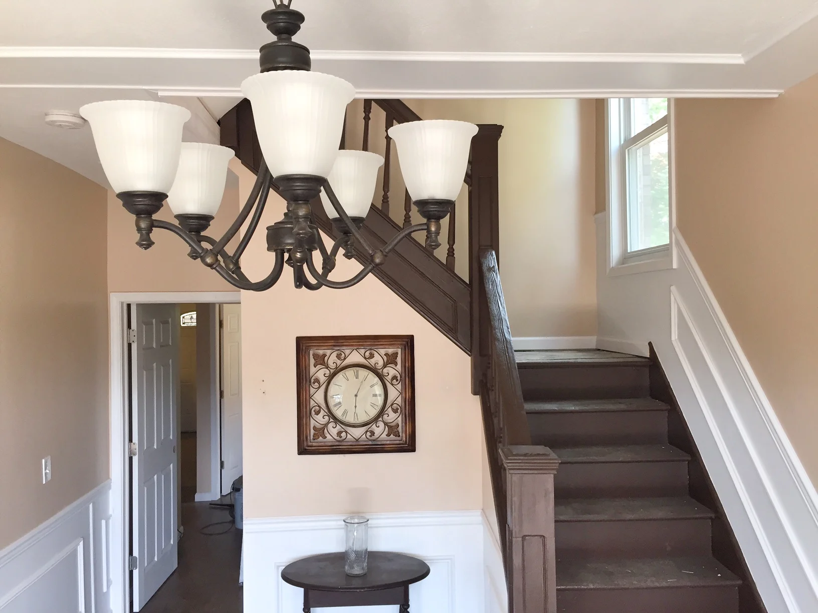 Restored woodwork throughout the entry.