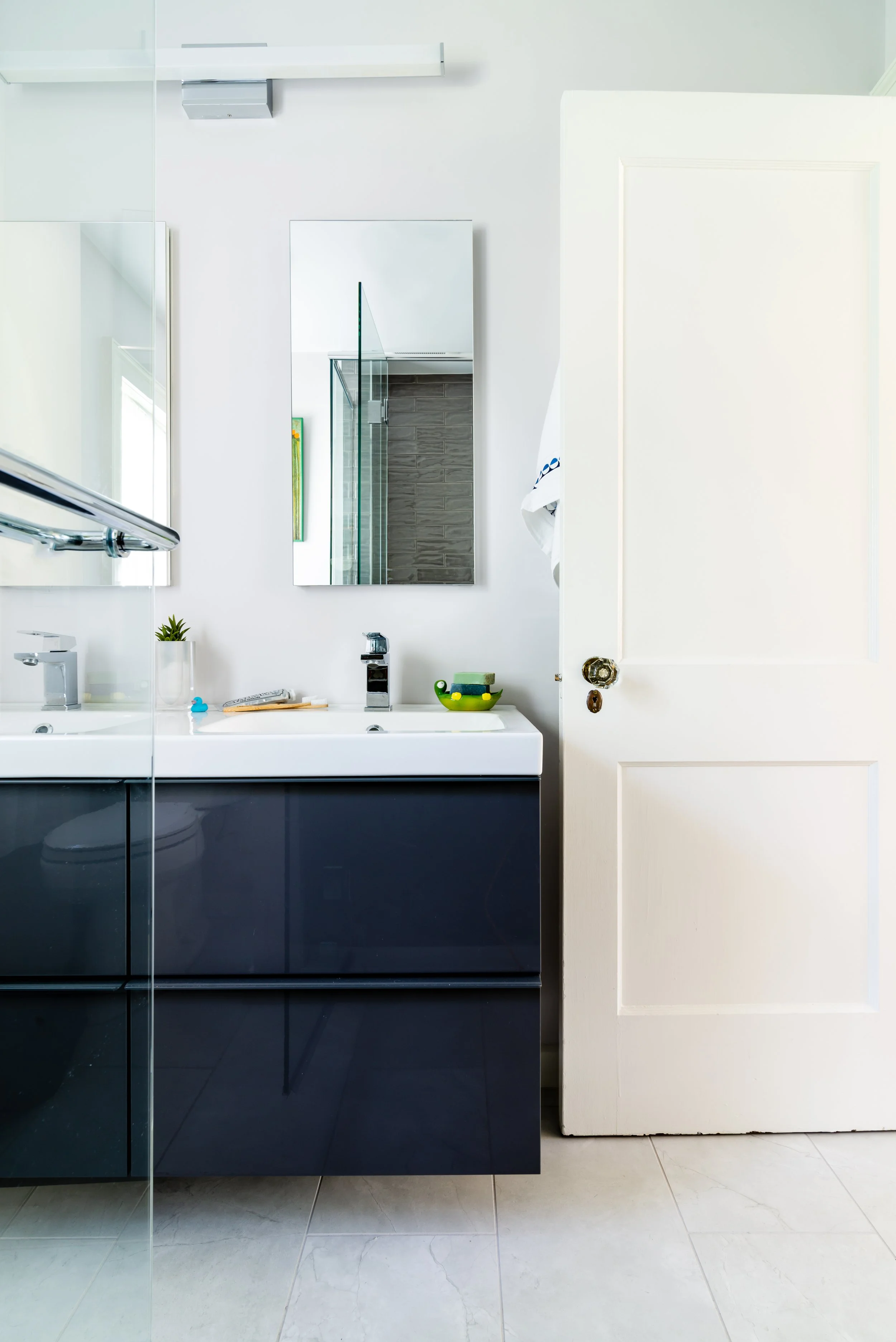 SLR Newton baths-015edit2.jpg