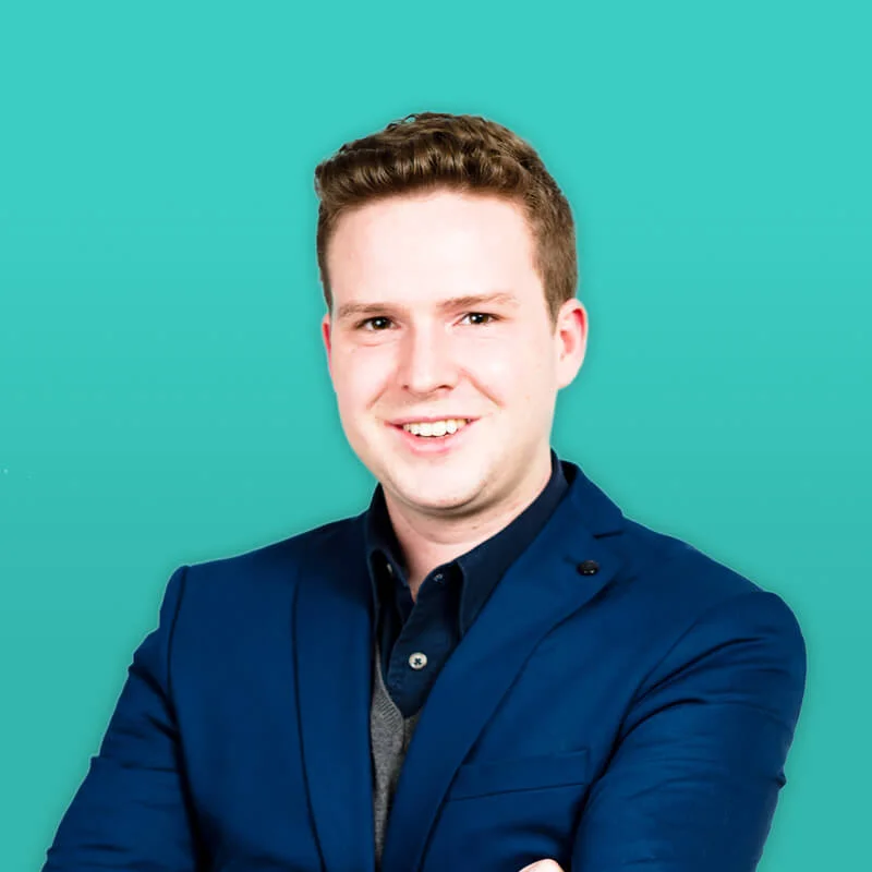 I'm interested in digital marketing, the ways in which tech can enhance our lives, and how data can make ads more impactful and effective. Aside from A Million Ads you'll find me exploring a gallery, with my nose in a book, or spending time with friends and family.