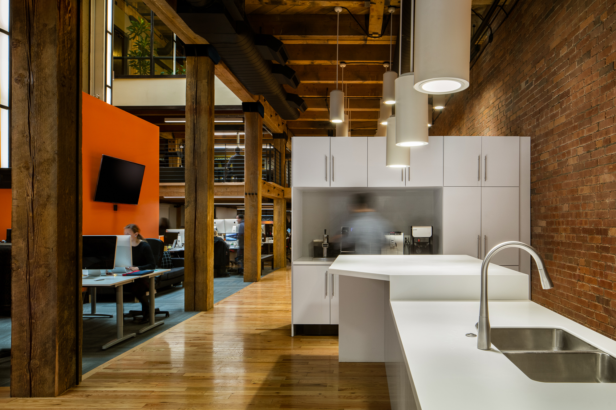 The workplace was designed as a communication tool that helps engage employees, celebrate individual or team contributions, and provide a space for effective team collaboration.
