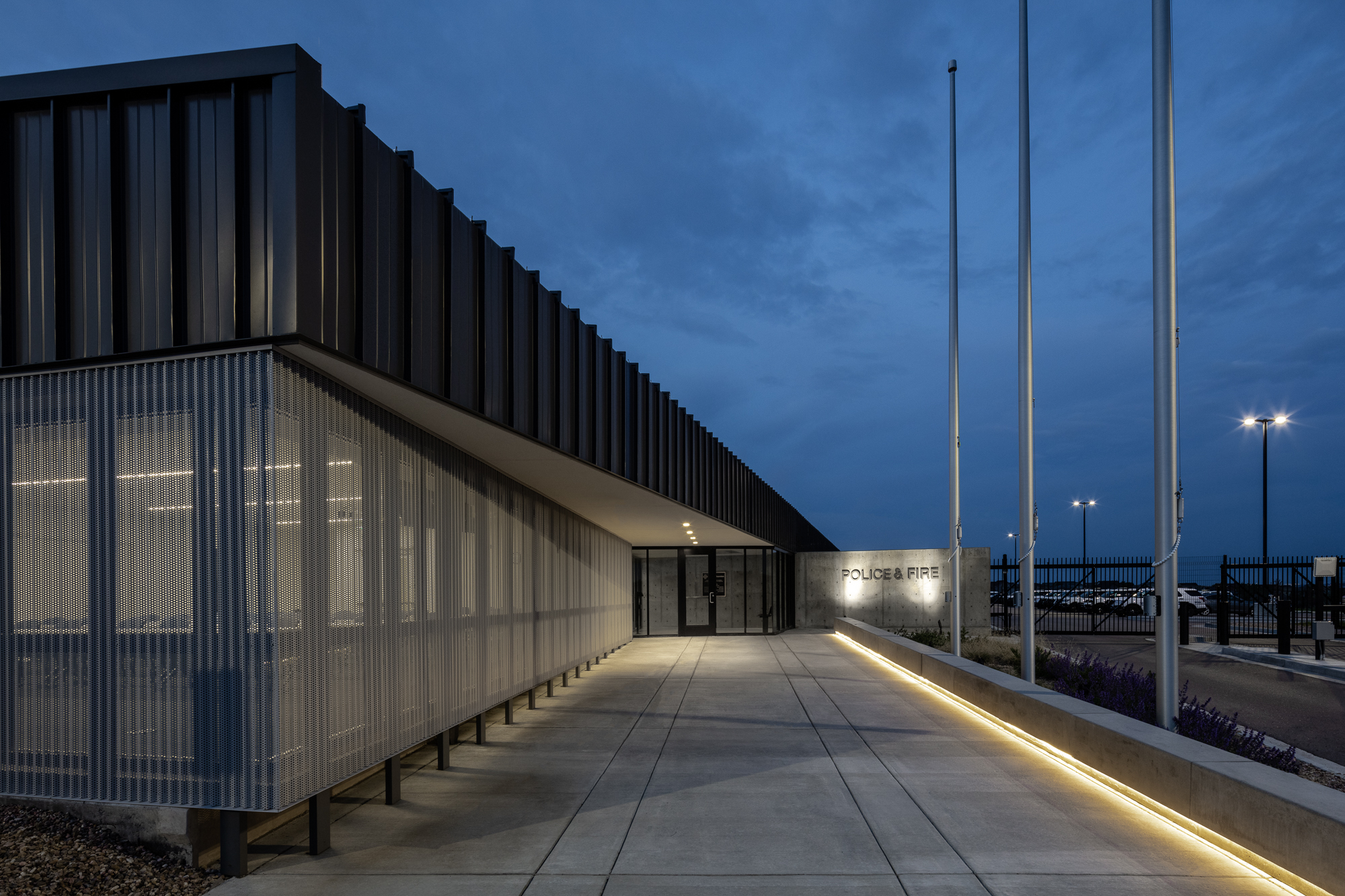 DYNAMIC PUBLIC ENTRY