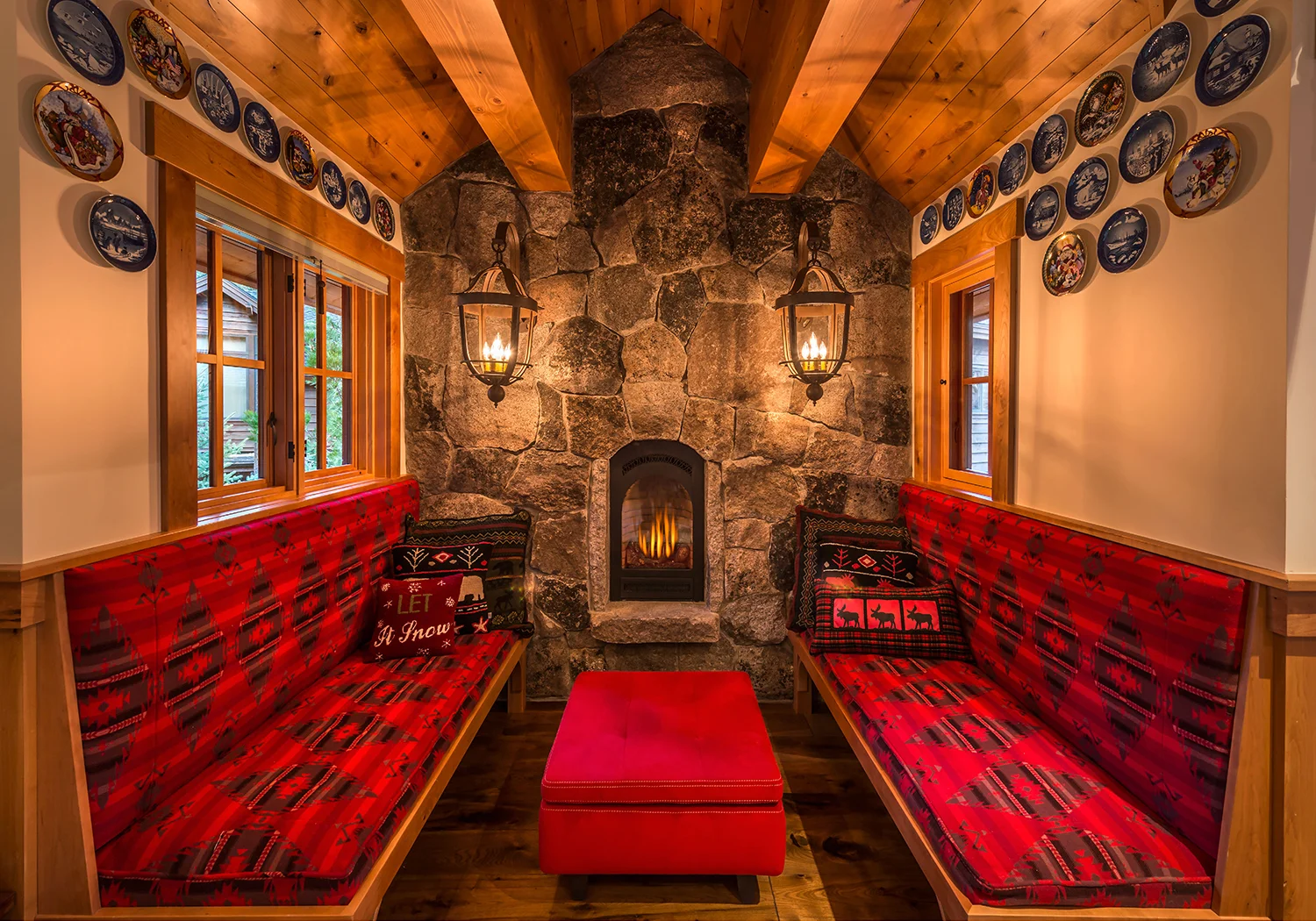 Lot 597_Living Room_Fireplace_Metal Detail.jpg