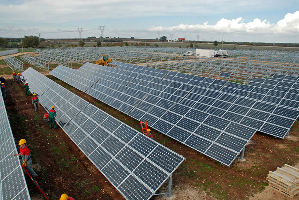 campo-fotovoltaico-turi-2.jpg