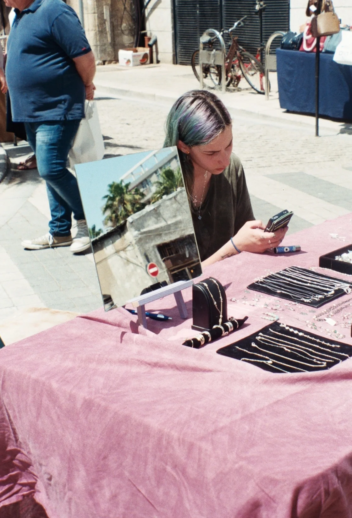 AA007_5.jpg