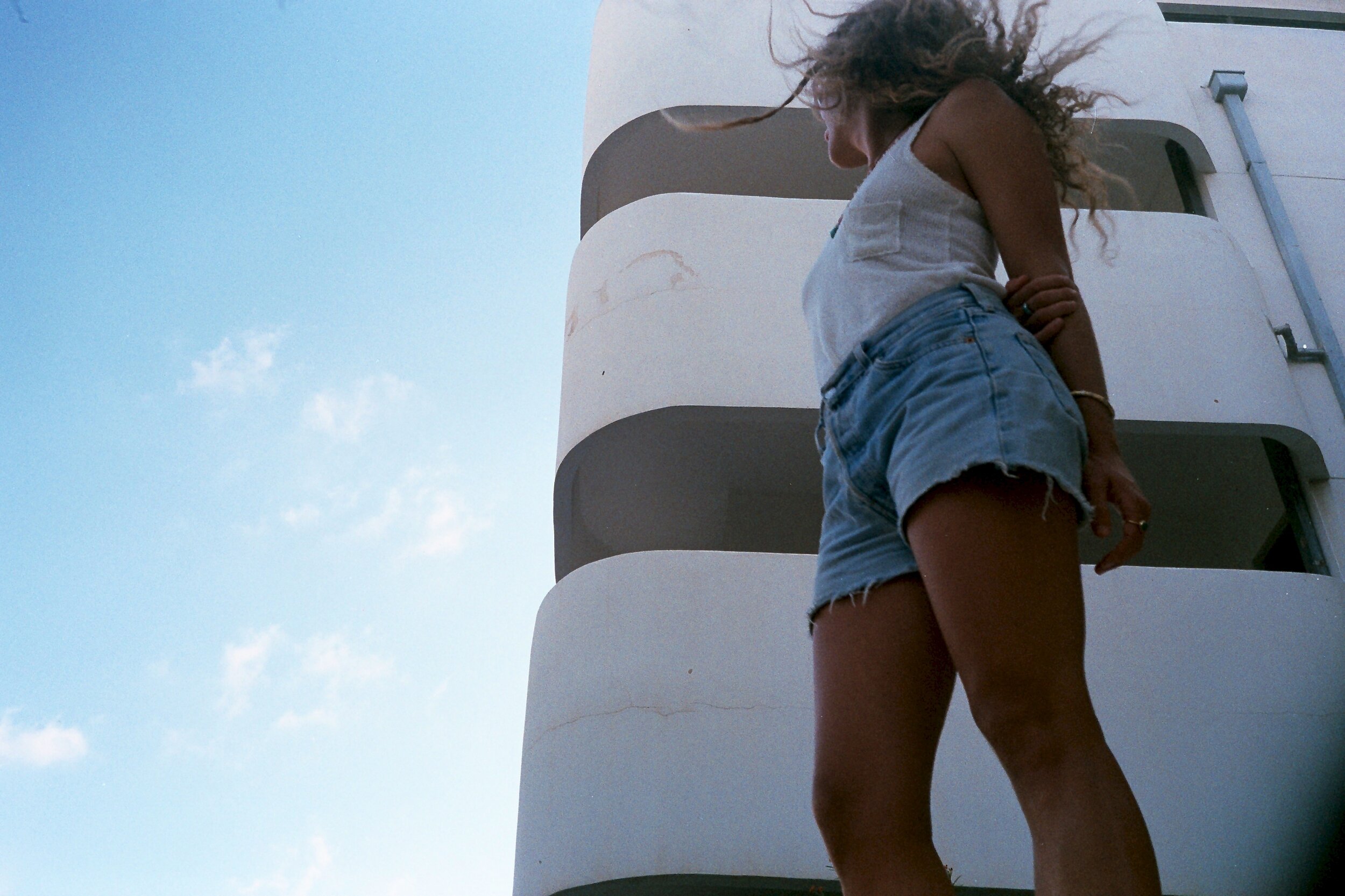 AA008A.jpg