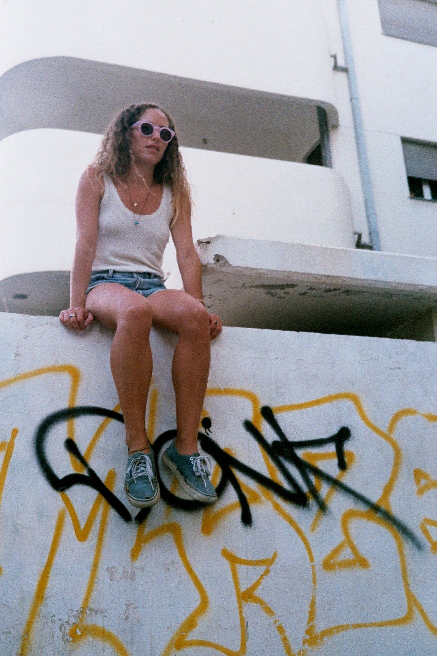AA009A.jpg