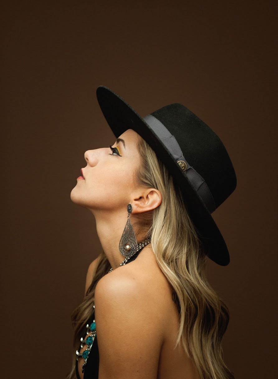 Photo: Bree Marie ... Stylist: Juli & Jeri