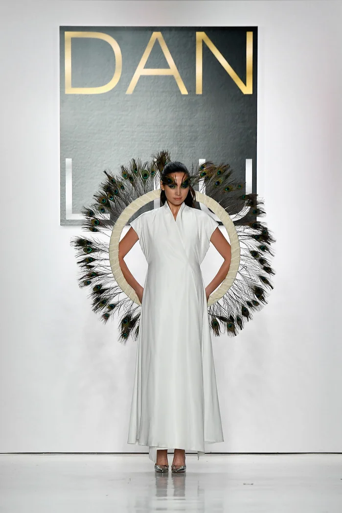 photo by Fashion Week Online