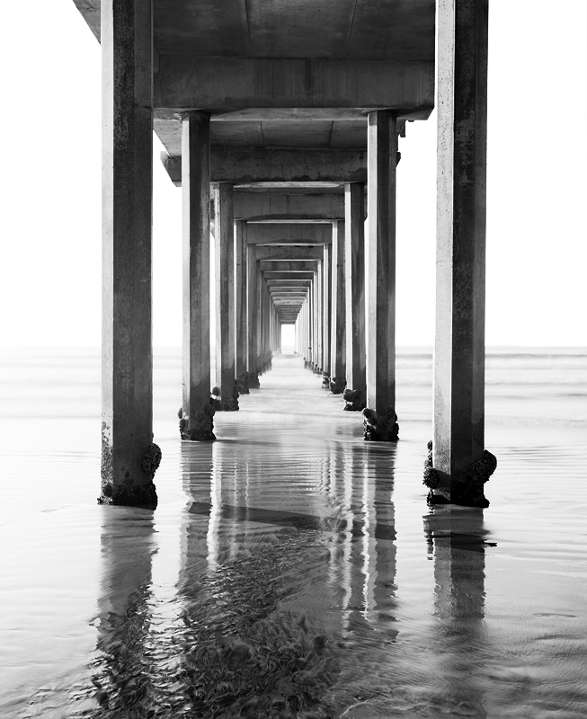 Scripps Pier Black and White II