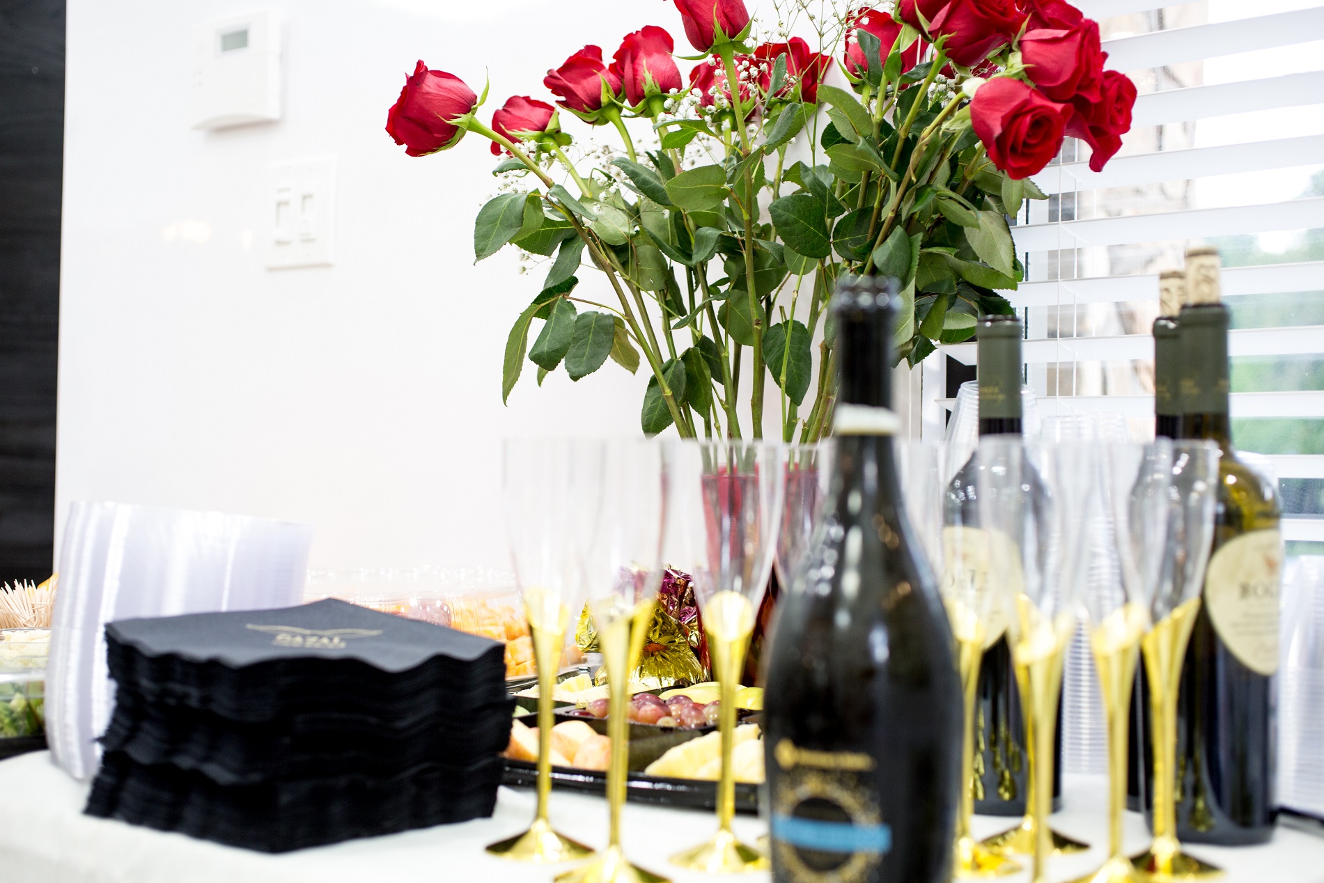 Beautiful Decor & Champagne