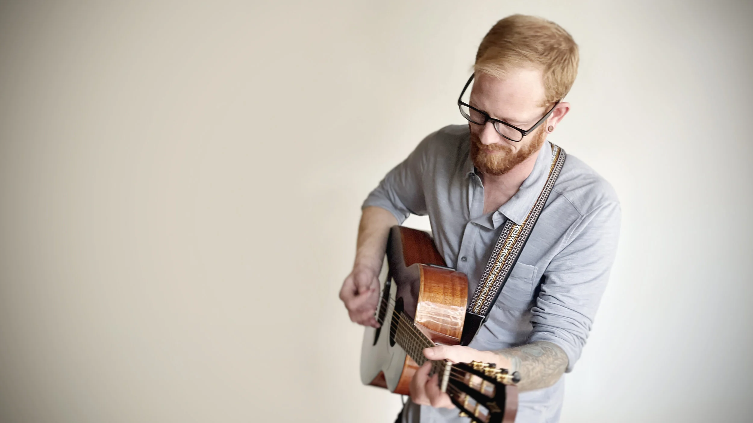 Outdoor Live Music: Adam Hammer