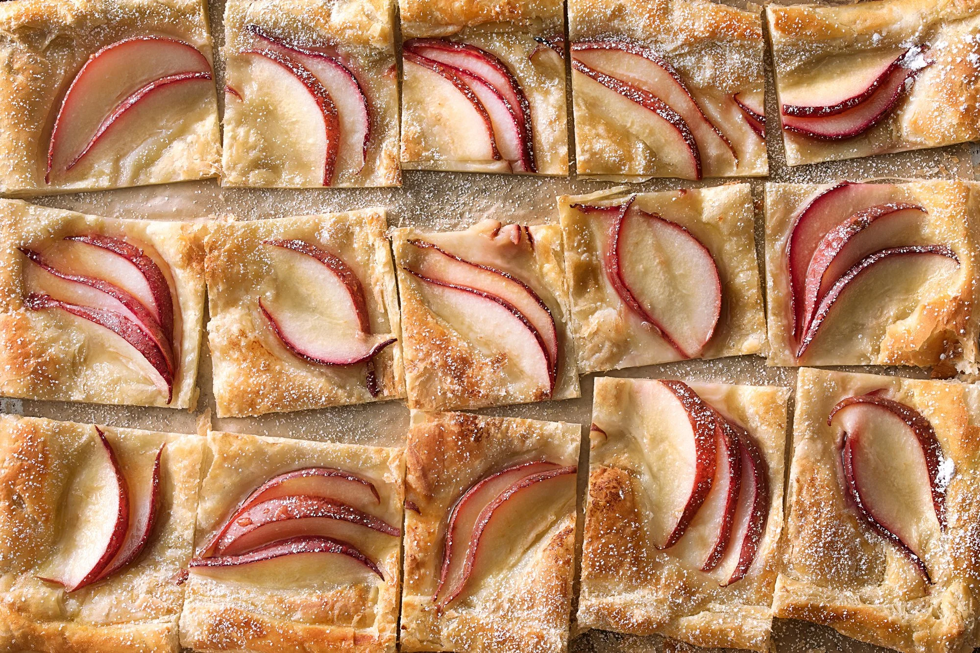 51253810_pear-tart_6x4-hpr.jpg