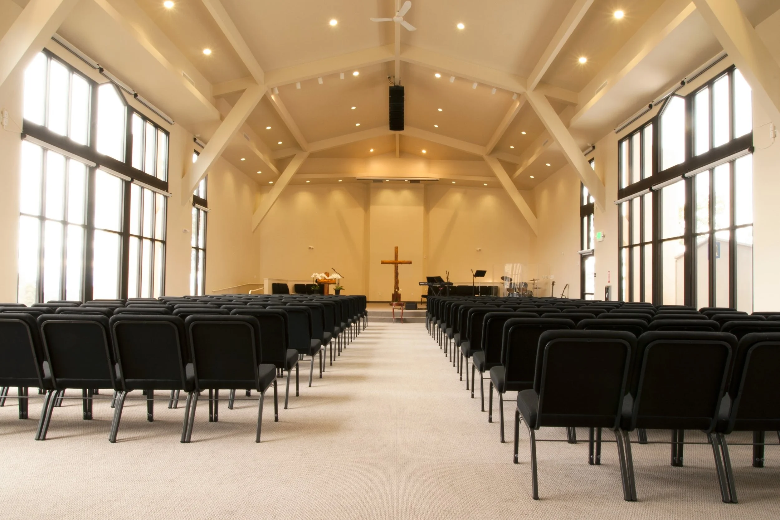 KCN_2821_Aisle2.jpg