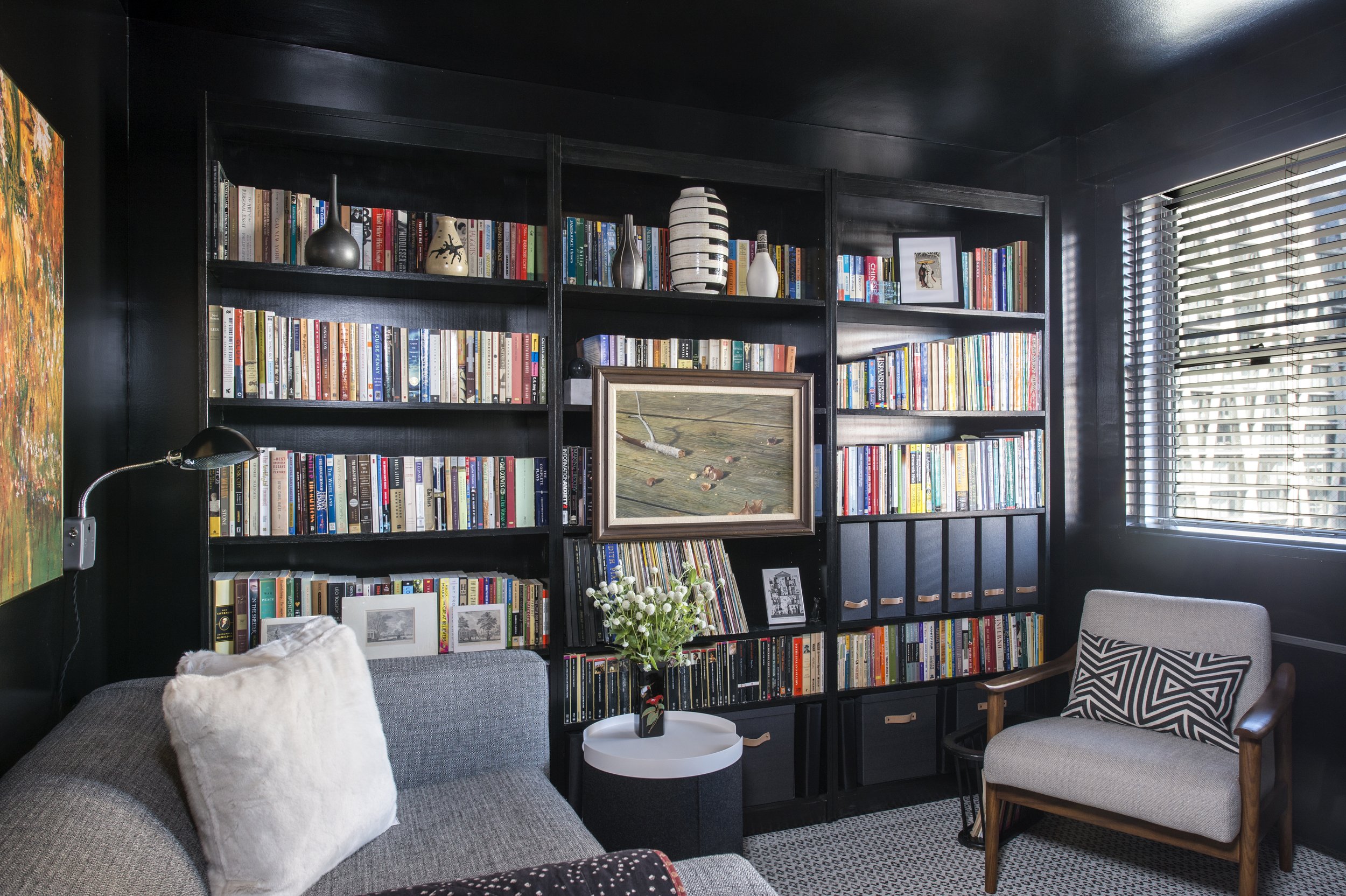 library_3704.jpg