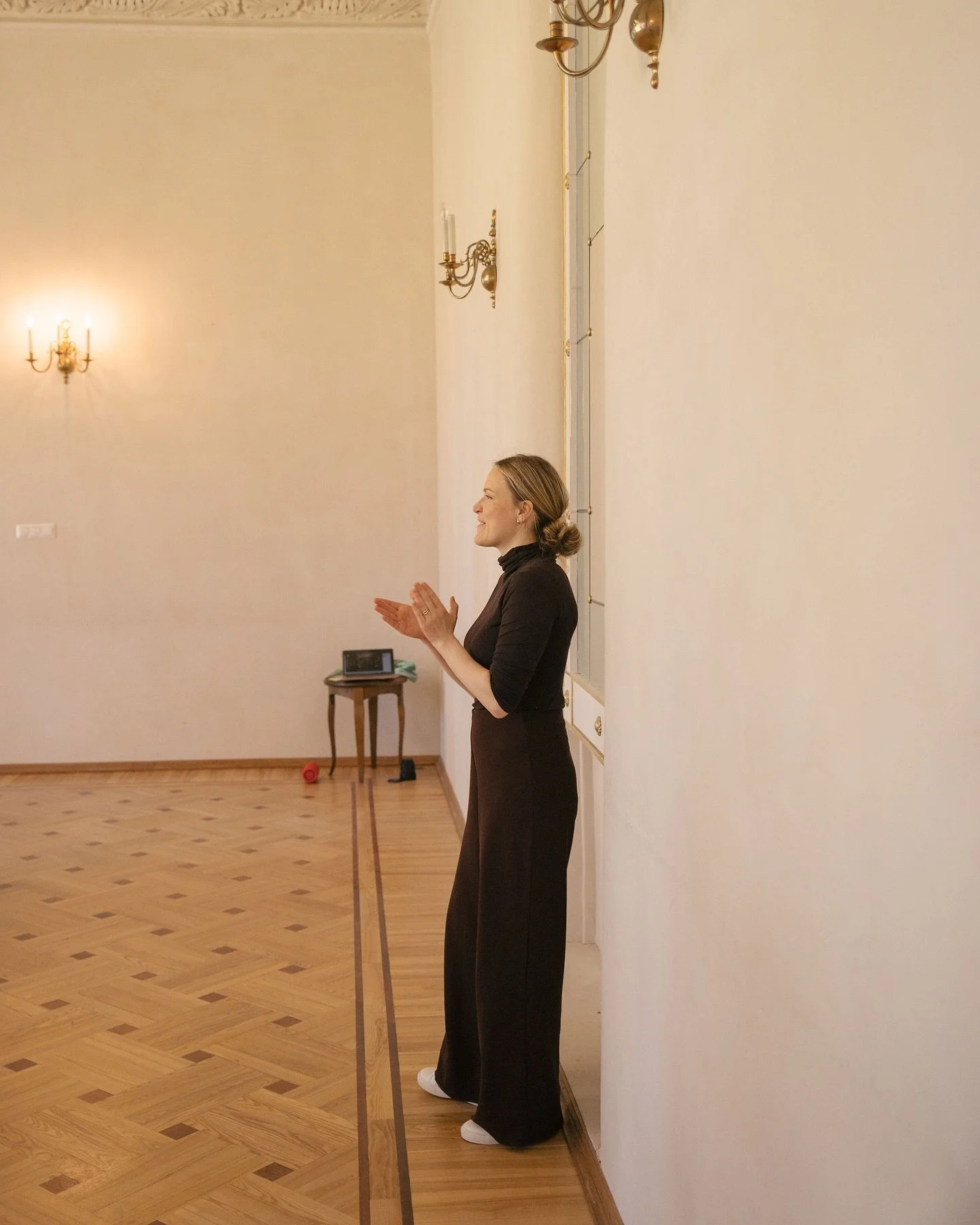Maikuuga sai l&auml;bi j&auml;rjekordne tantsuhooaeg. Viimased tunnid on tehtud, muljed jagatud, kingid t&auml;nulikkusega vastu v&otilde;etud. Soe tunne on sees, sest suur ja s&uuml;damega tehtud looming on s&uuml;ndinud ja elab n&uuml;&uuml;d oma e