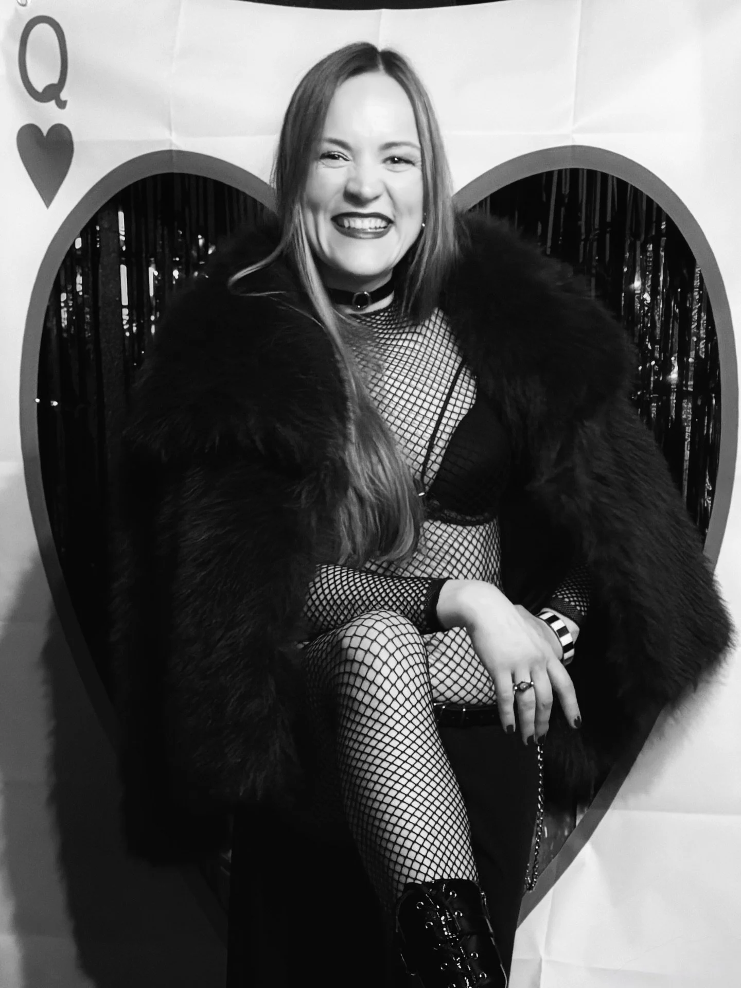 &hearts;️ &Auml;rtu Emand 👑

#queenofhearts #imaketherules #pokerface