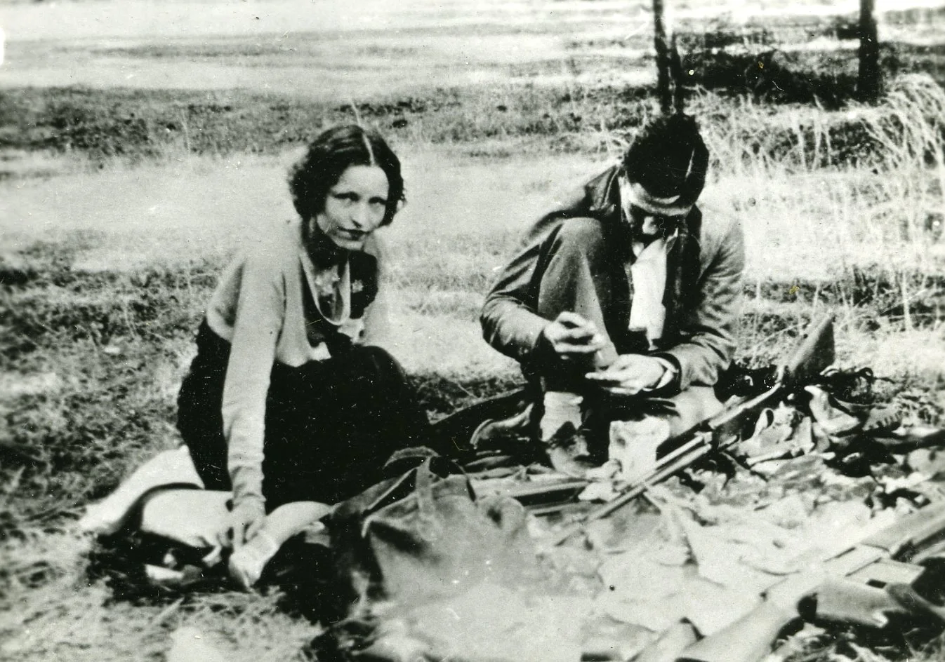 Bonnie and Clyde on the run.jpg