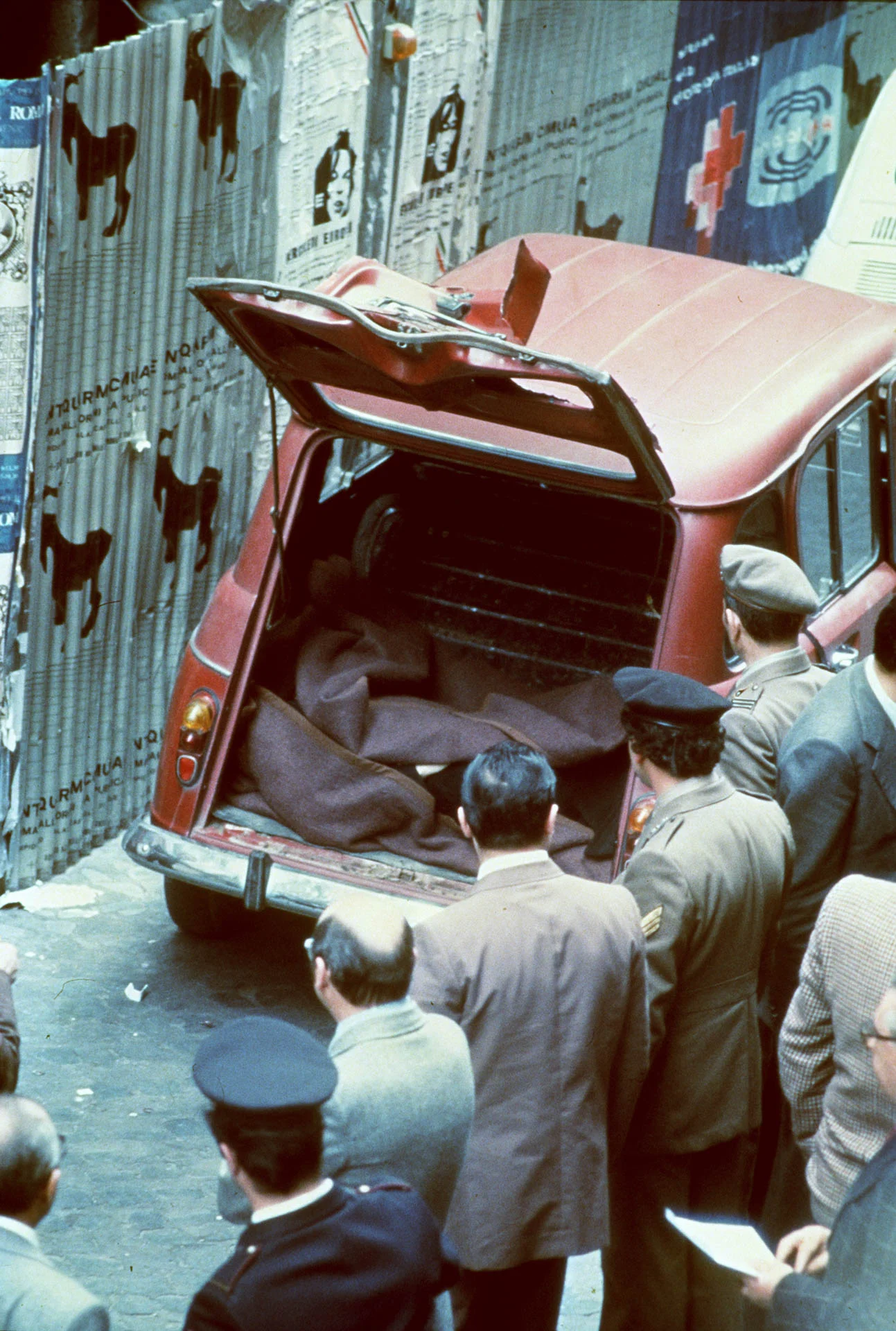 Rome, Italy 9 May 1978 The discovery of Aldo Moro's corpse inside the red Renault in Caetani street. 