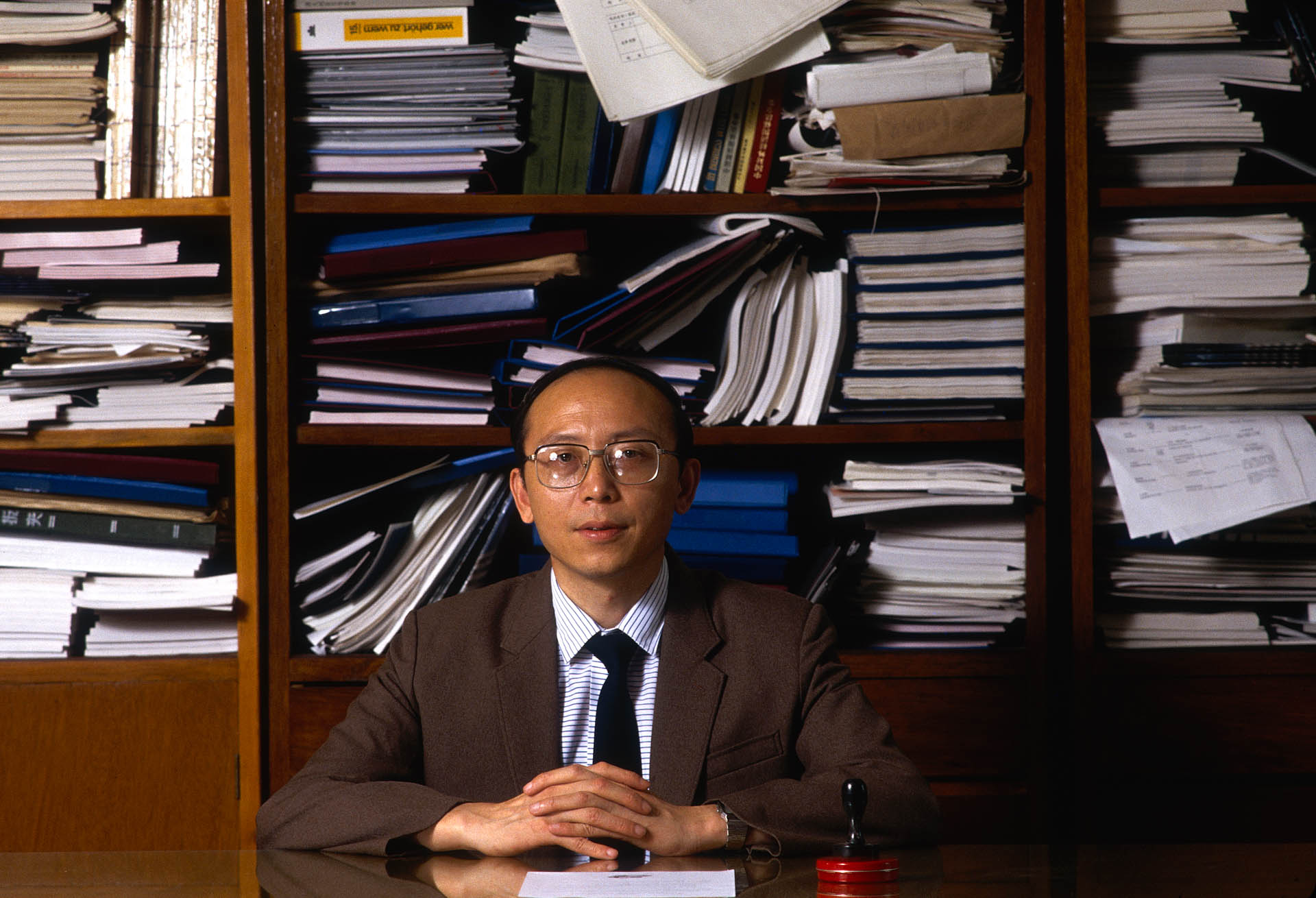  Shanghai, China - June 1988. Ye Long Fei, director of the Shanghai Foreign Investment Corporation. He is the only one taking the decisions regarding the city economic plan.&nbsp; 