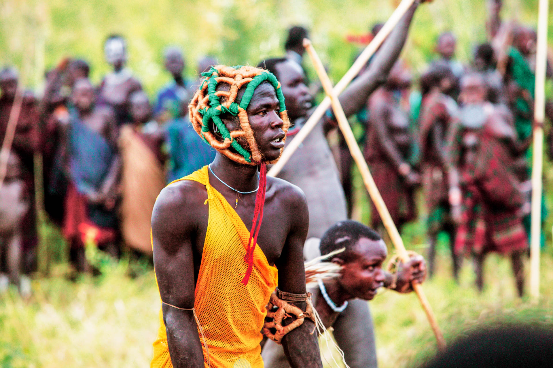 The Donga: one of the contenders gets ready for the duel.