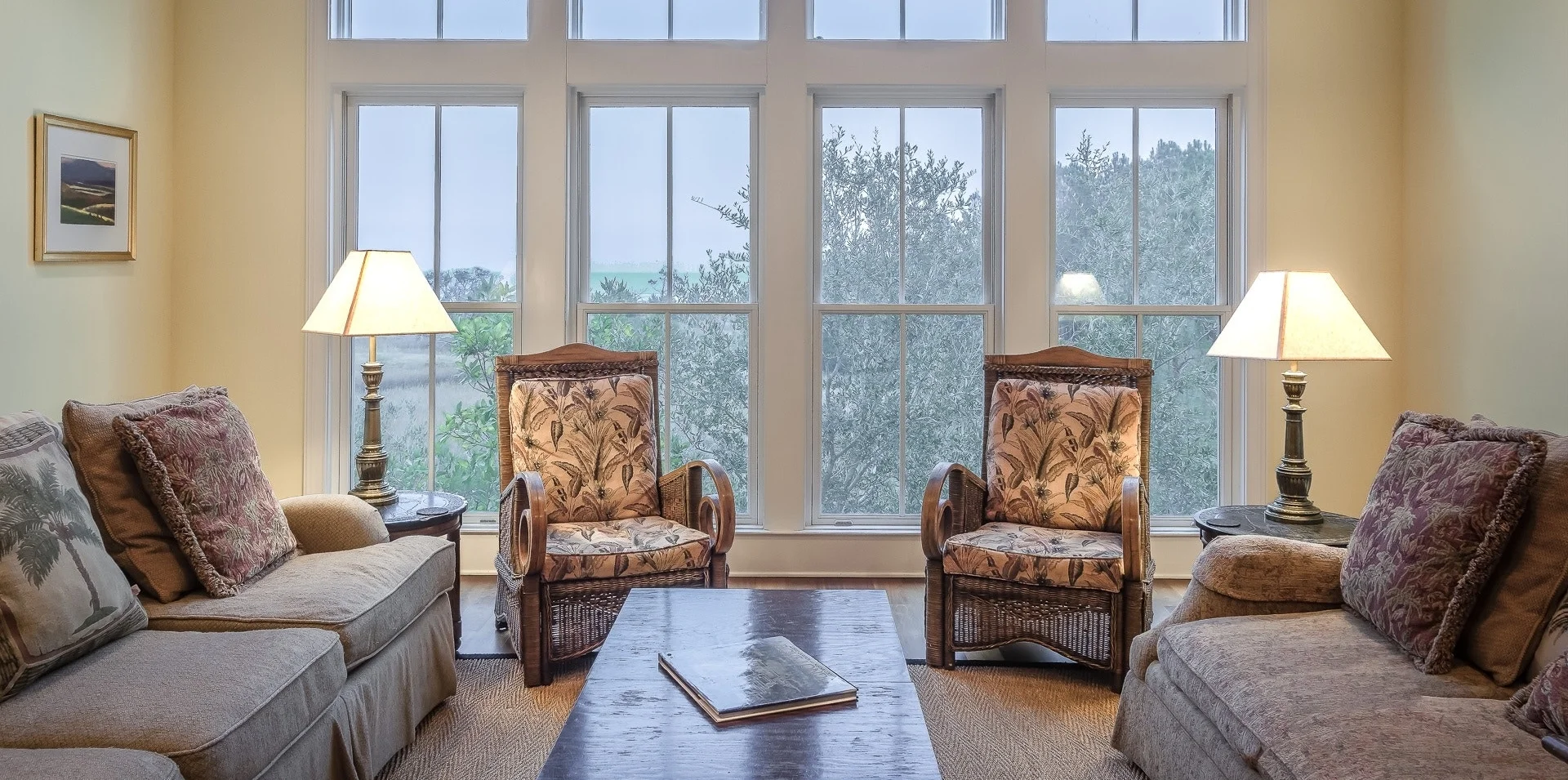 apartment-architecture-chairs-276551.jpg