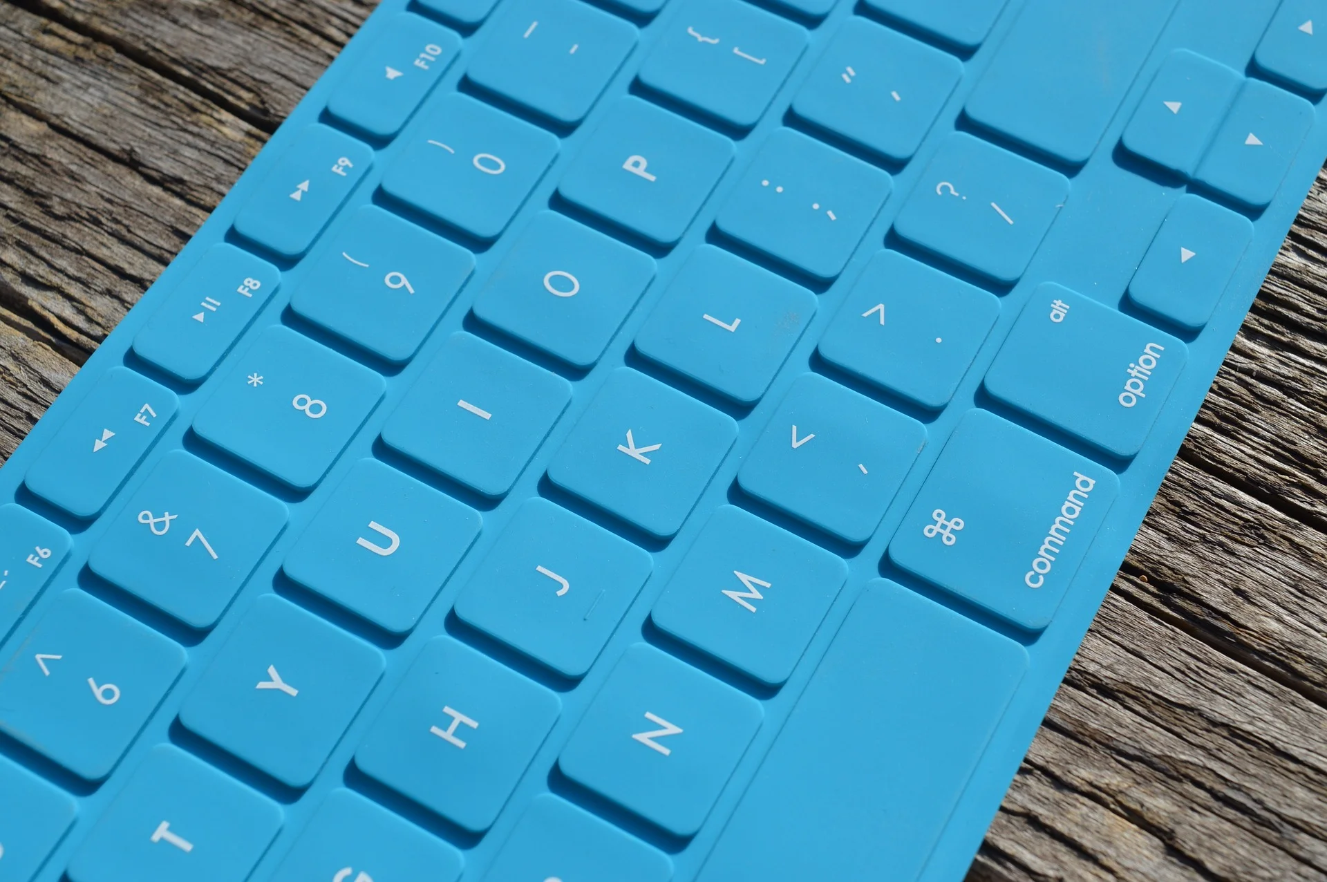 keyboard-1556319_1920.jpg