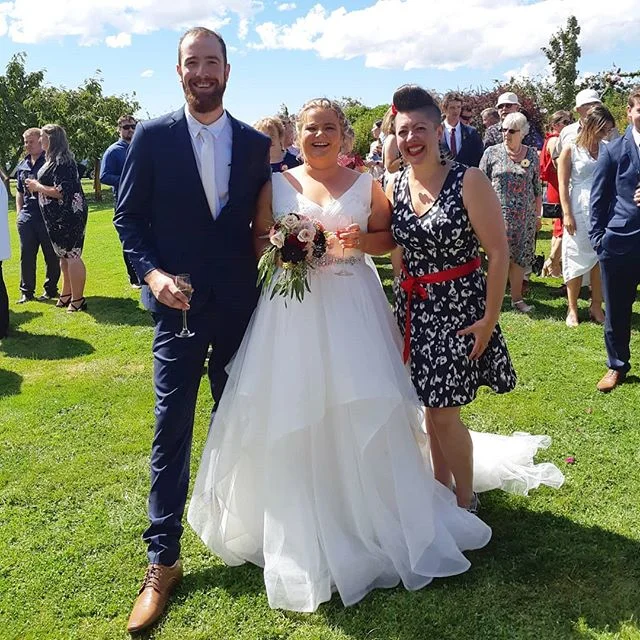 *GRACE AND LOGAN*
You two have the most wicked and hilarious sense of humour! Thank you for choosing me to write your belly laugh filled ceremony. I had a blast writing it and just loved performing it too 💜
.
.
.
.
.
#emilycanewanakacelebrant #sayidoinwanaka #wanakawedding #weddingwanaka #wanakacelebrant #celebrantwanaka #wanaka #lakewanaka #luggatecelebrant #celebrantemily #loveislove #lovemyjob