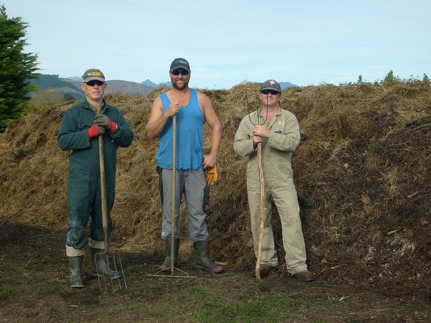 Ian Kris Pter Compost_1500_2.jpg