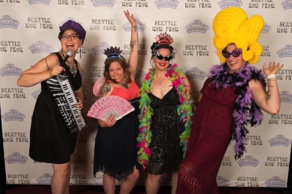Moms Who Inspire: Myla Rugge, The Seattle Mom Prom Founder