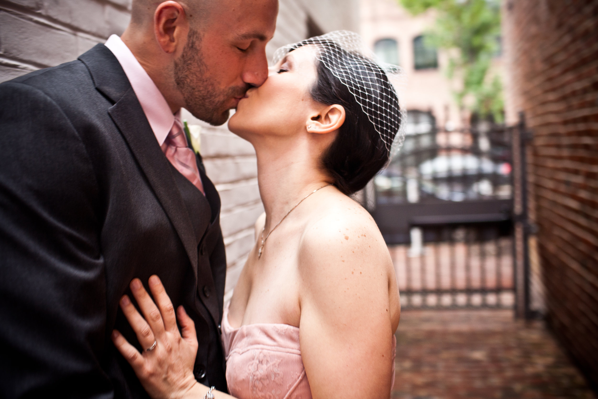 Bride-Groom-Kissing-Alexandria.jpg