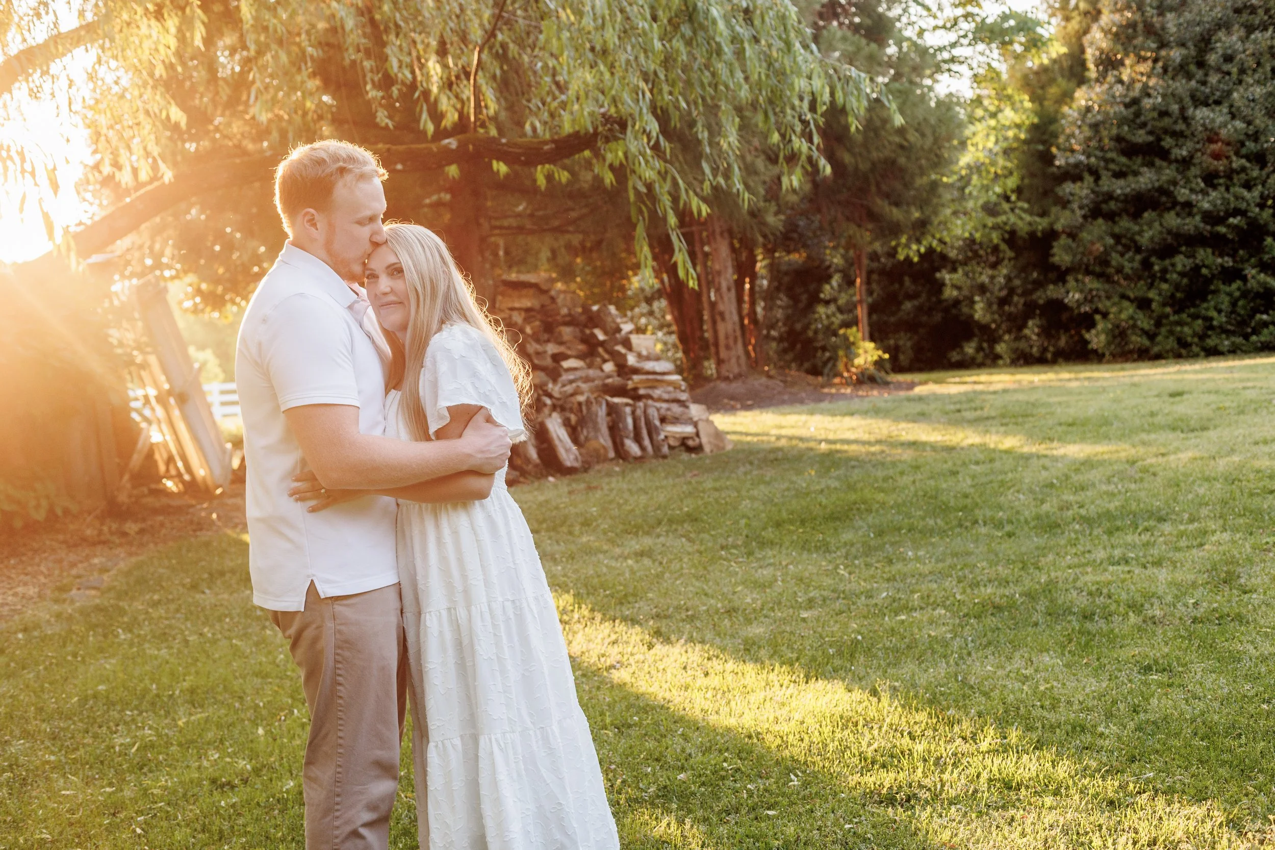 Rachel &amp; Jadie | Golden Hour Engagements at Amber Grove 