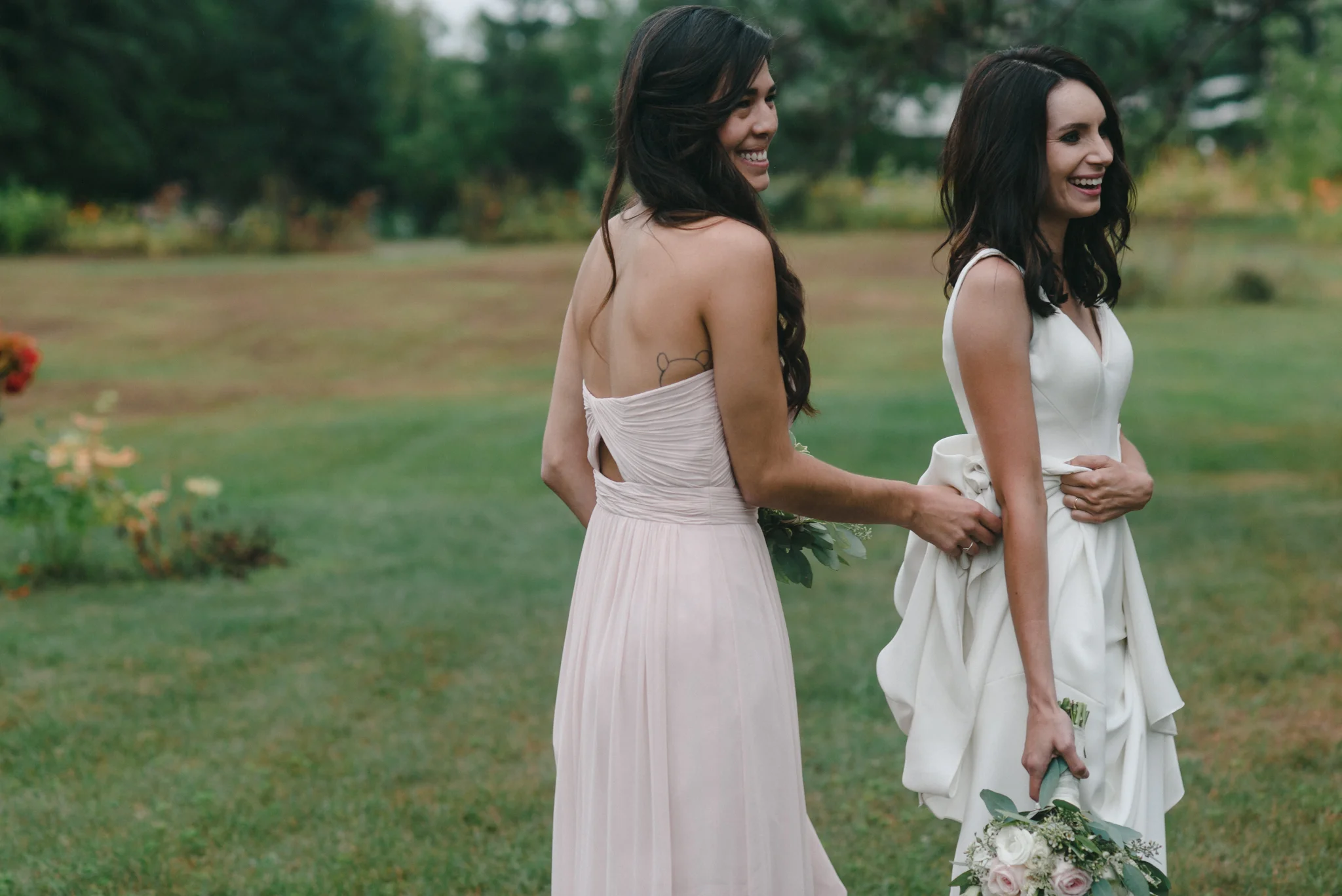 erika + patrick's wedding at spruceholme inn, fort coulonge