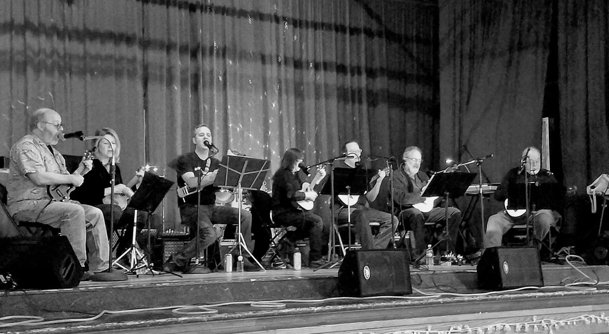 Rochester Ukulele Orchestra at The Little Cafe