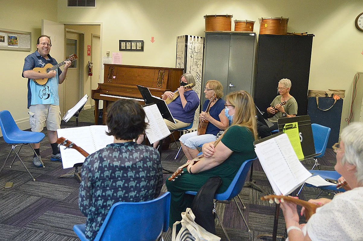 Hochstein Ukulele Experience!