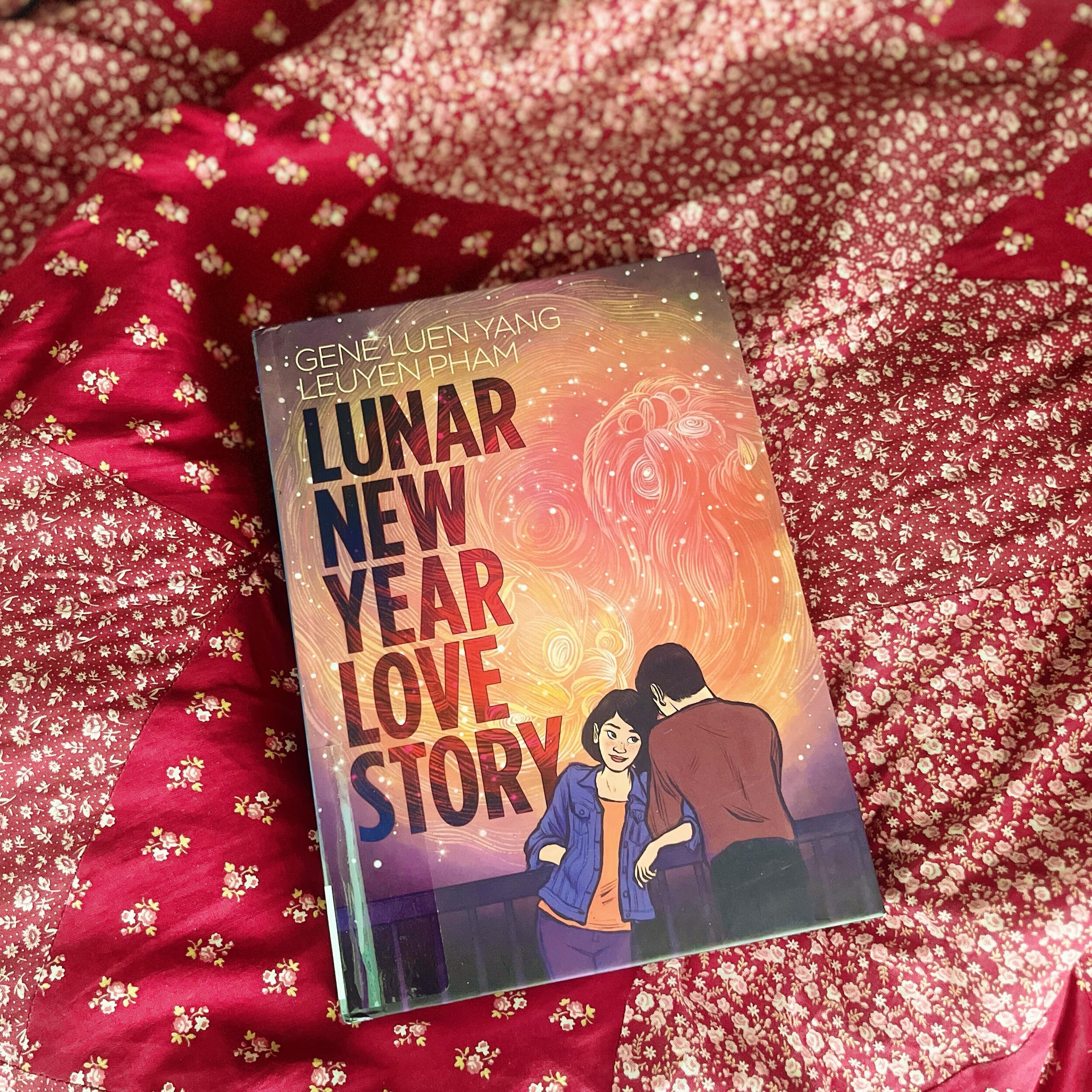Have you read many graphic novels yet? I loved this YA love story and found the artwork to be stunning. Some books are just too beautiful not to photograph.
✨
This was one of the books I reviewed in my last newsletter. Tap the link in my bio list or 