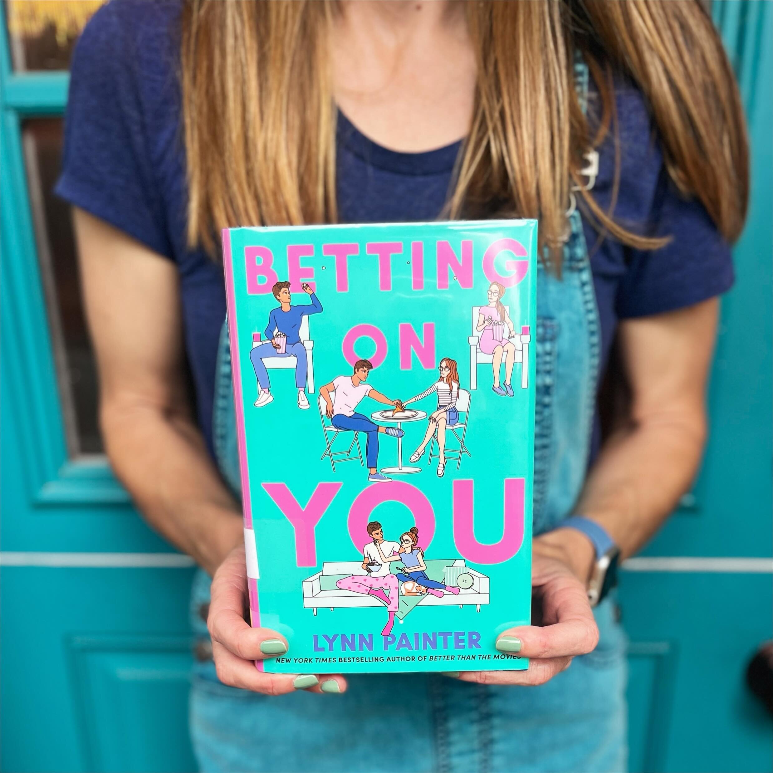 Recent Read: BETTING ON YOU by Lynn Painter 
Genre: rom com
Age Category: YA 
✨
Catching up on some reviews I want on my feed and I just loved reading this one. Lynn&rsquo;s books always hit right for me. I raced through this one in about 1.5 sitting