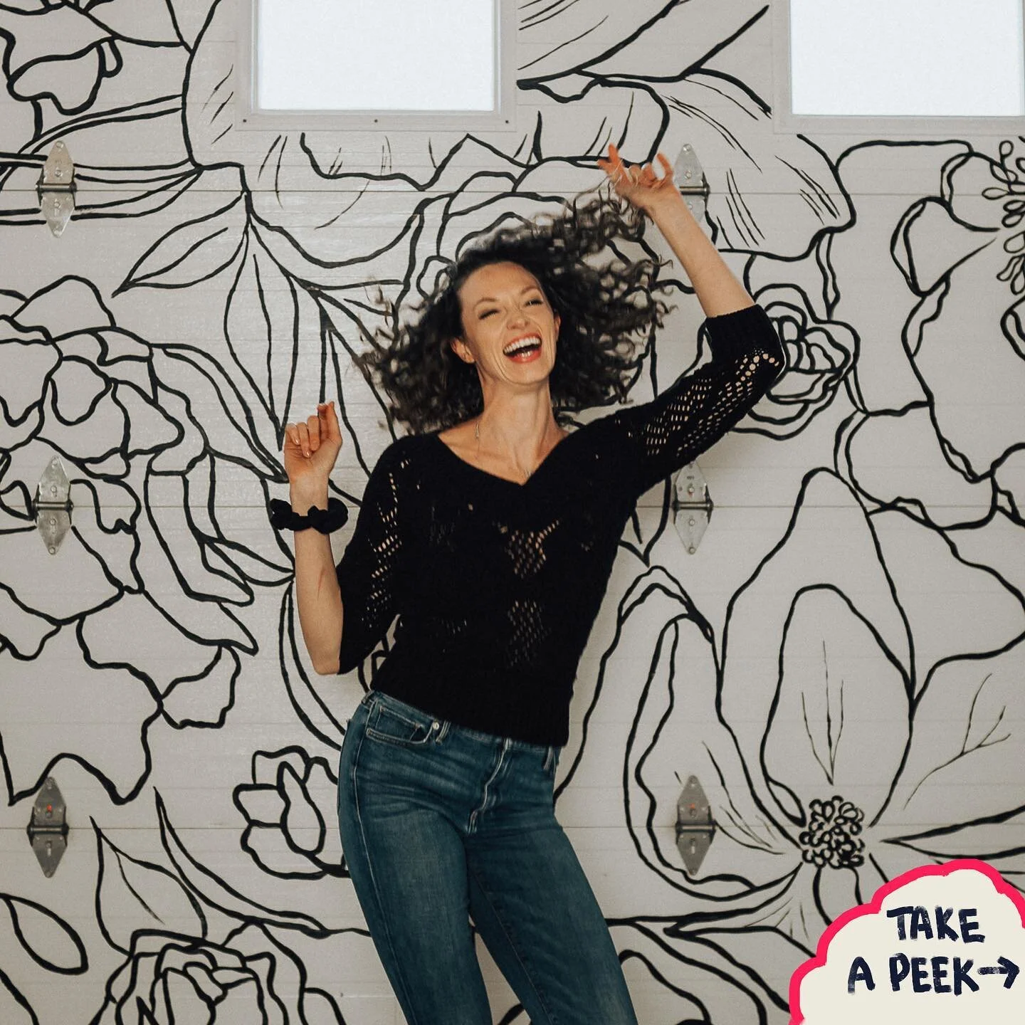 🌟👆SWIPE LEFT!! 〚3 Things Every Coach Unknowingly Does That Causes Clients To Shut Down Or Get Defensive〛⁠⁠
⁠⁠
★★#1: We EDUCATE too much or too soon💁&zwj;♀️⁠⁠
⁠⁠
While teaching our clients what they need to know about nutrition and their bodies can