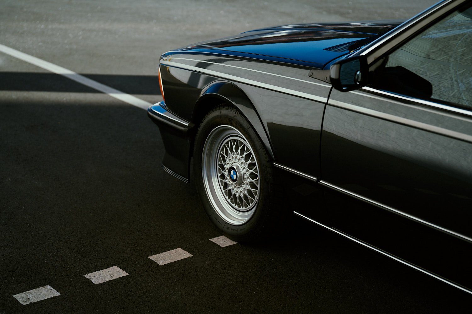 Classic Garage BMW 1.jpg