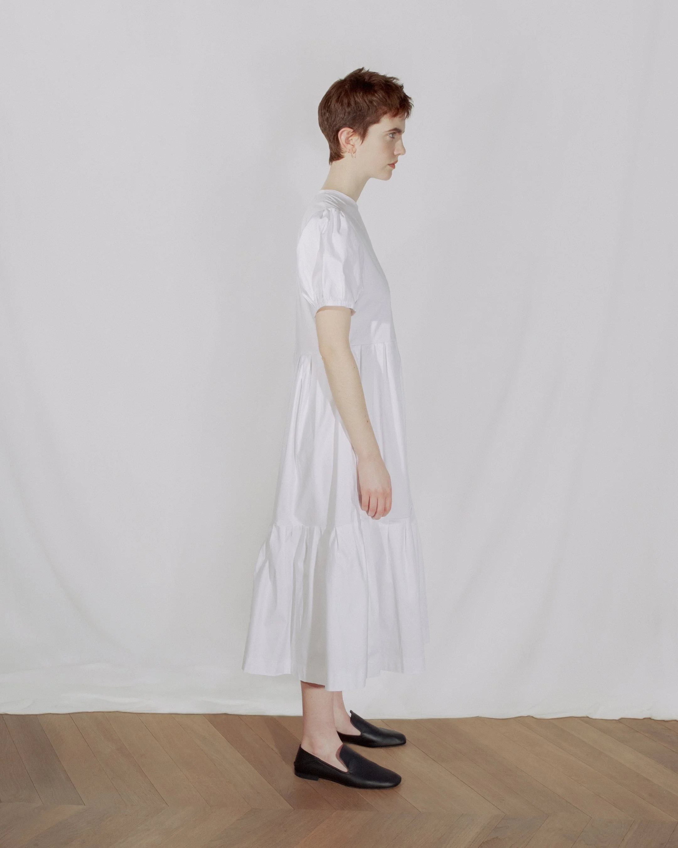 05.GATHERED DRESS - WHITE_2.jpg