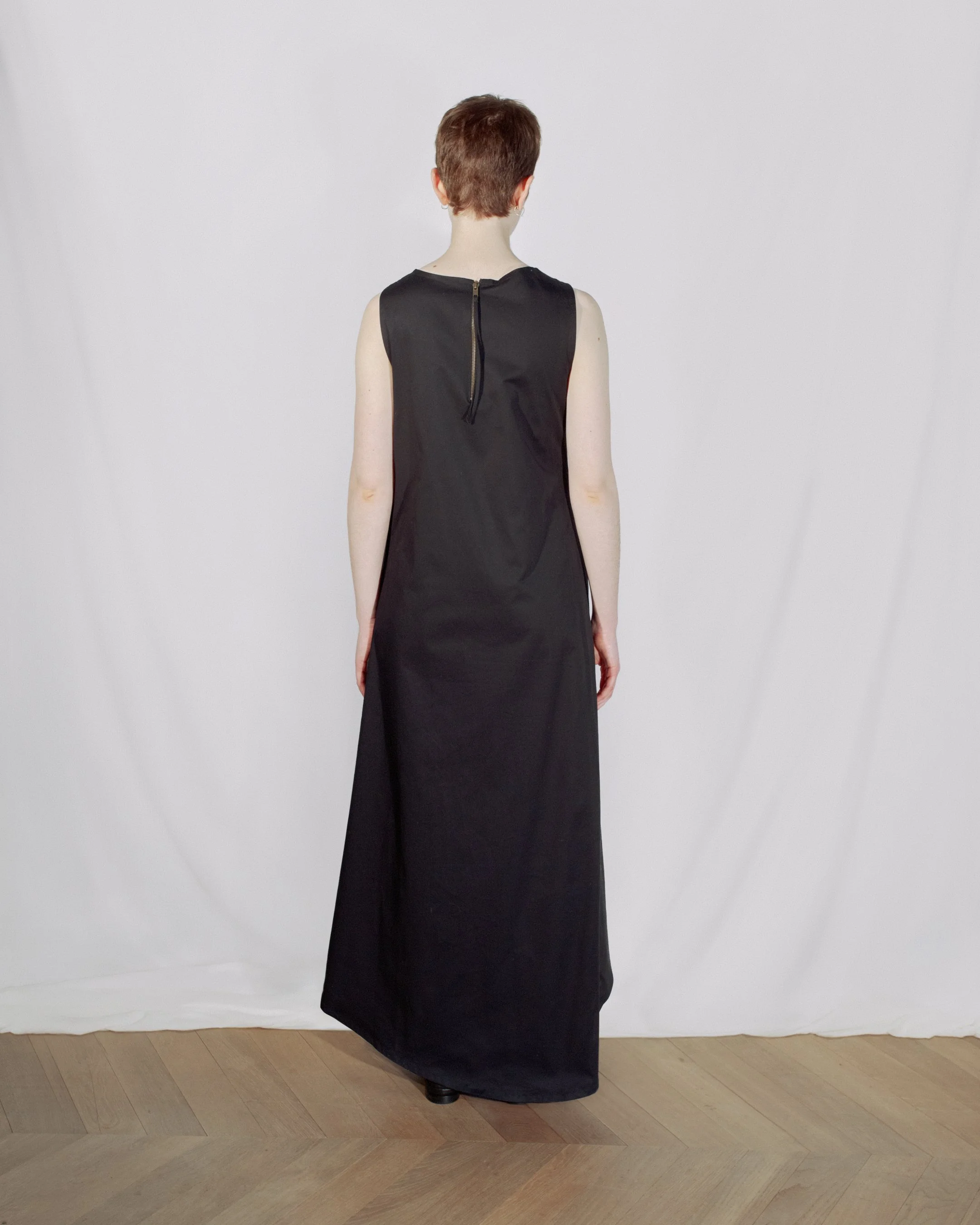 09.DRAPED DRESS_03.jpg
