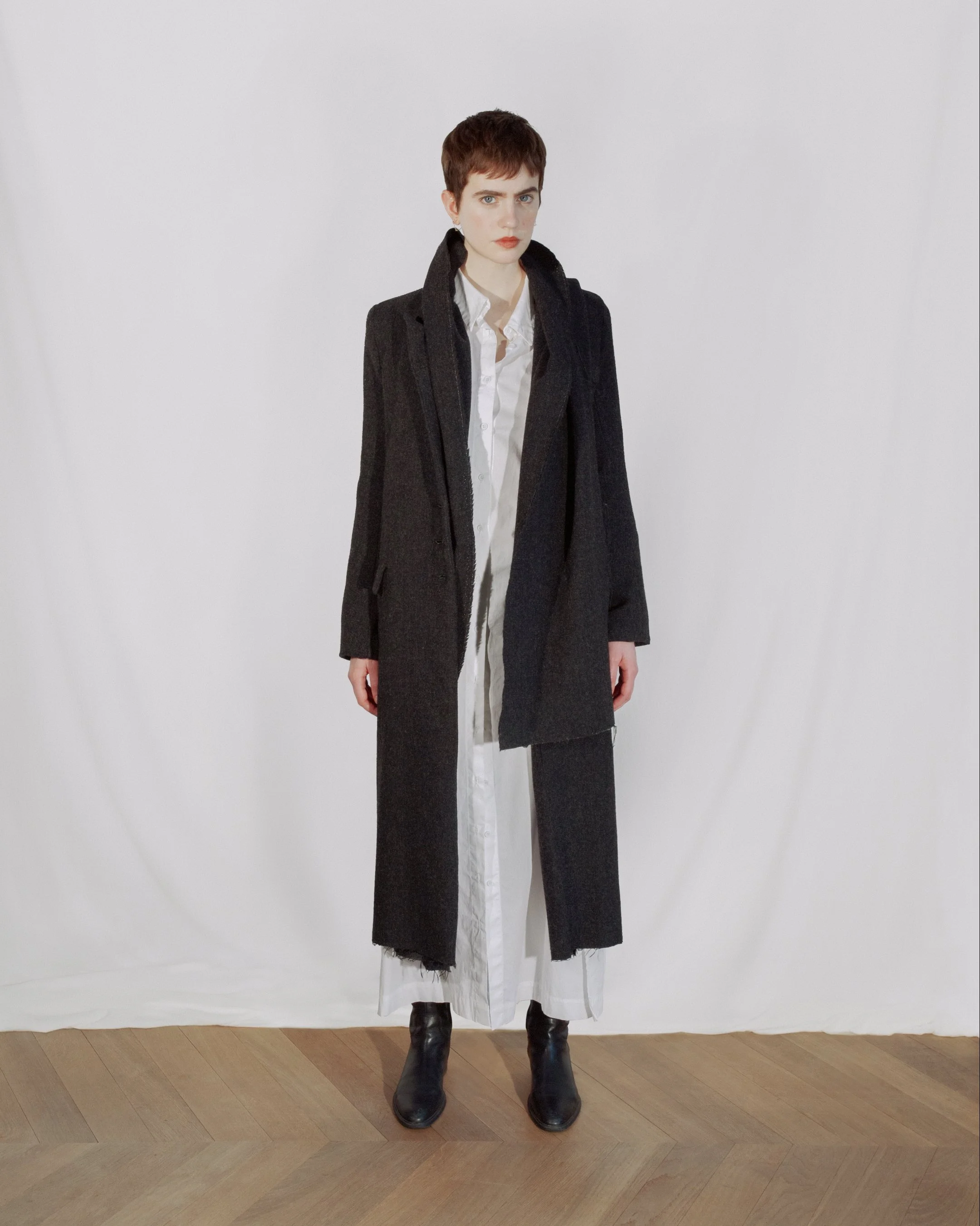 16.SCARF COAT_03.jpg