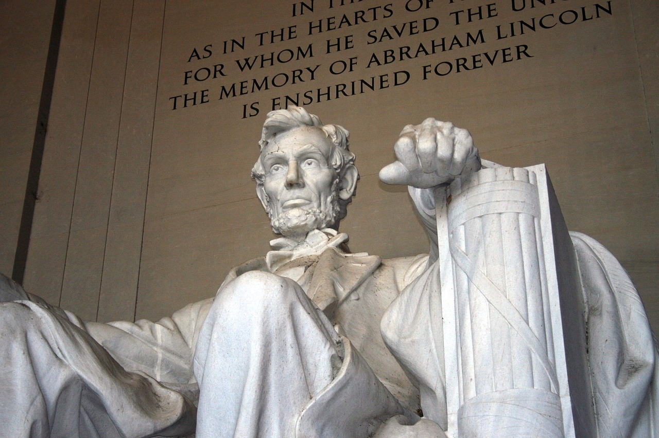 lincoln-memorial-1746358_1280.jpg