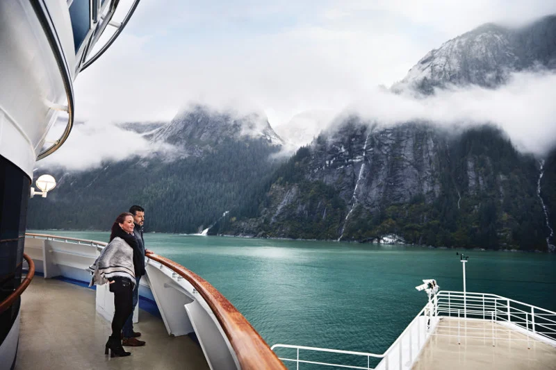 RU_2016_0904_MK_Couple_Tracy Arm Fjord_Juneau_Alaska_14300_CvD_CMYK.jpg
