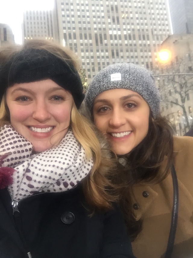 The rest of the weekend we explored the city. We ate amazing food and walked A LOT. On Saturday it started snowing! We are two girls from the south so the snow made the city even more magical. 