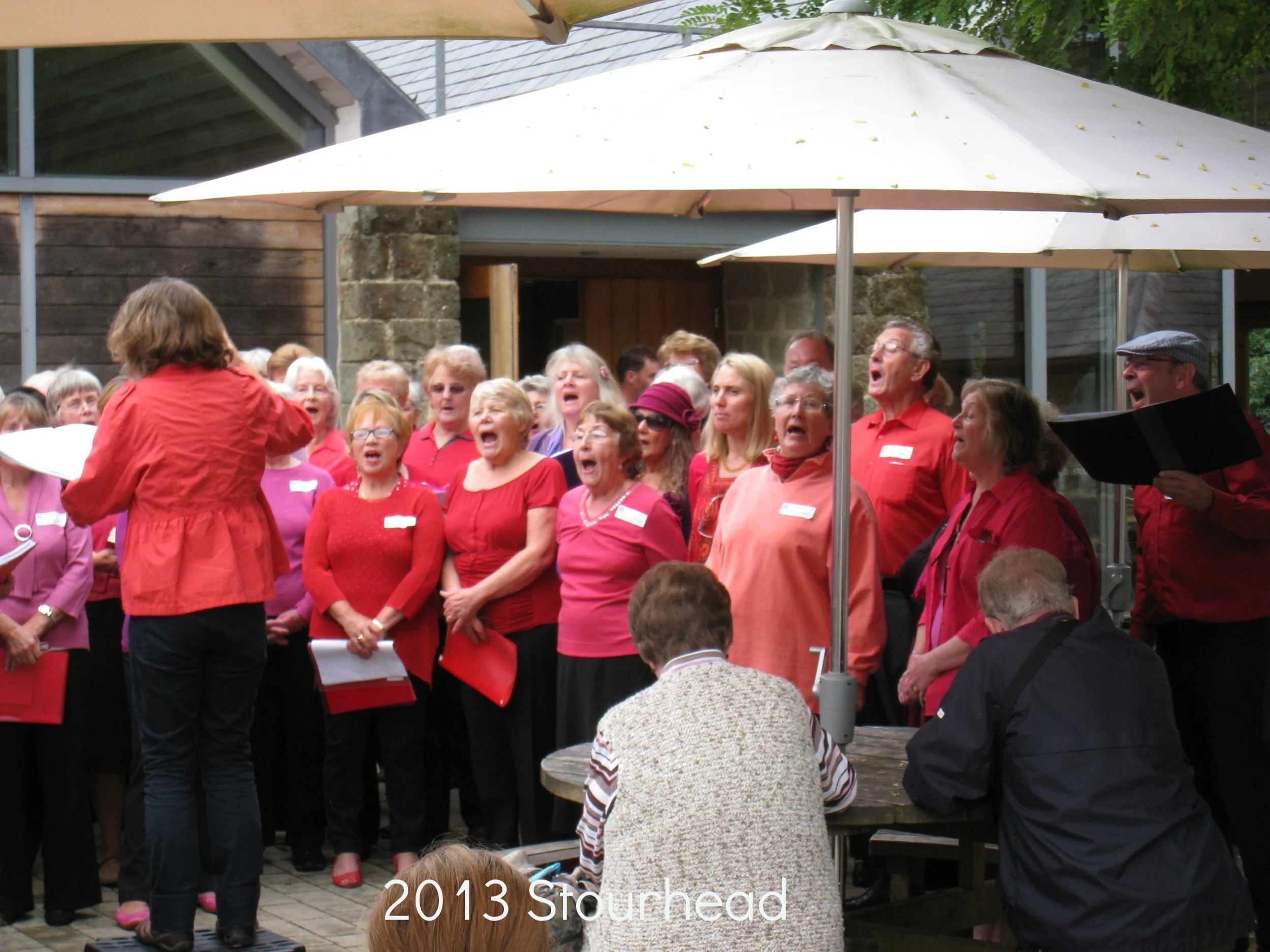 Choir_2013 Sept_Stourhead copy.jpeg