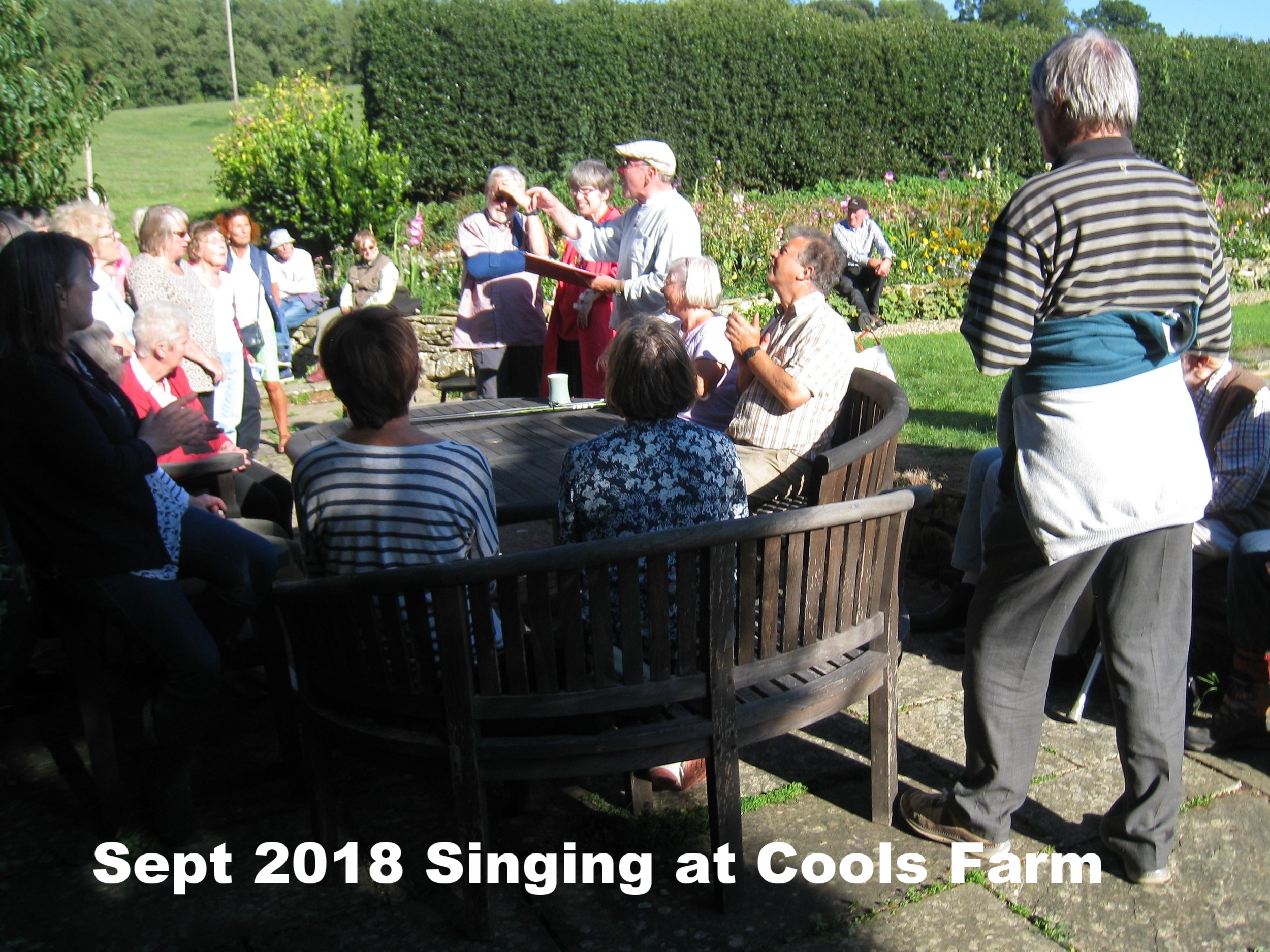 choir_singingcoolsfarm.JPG