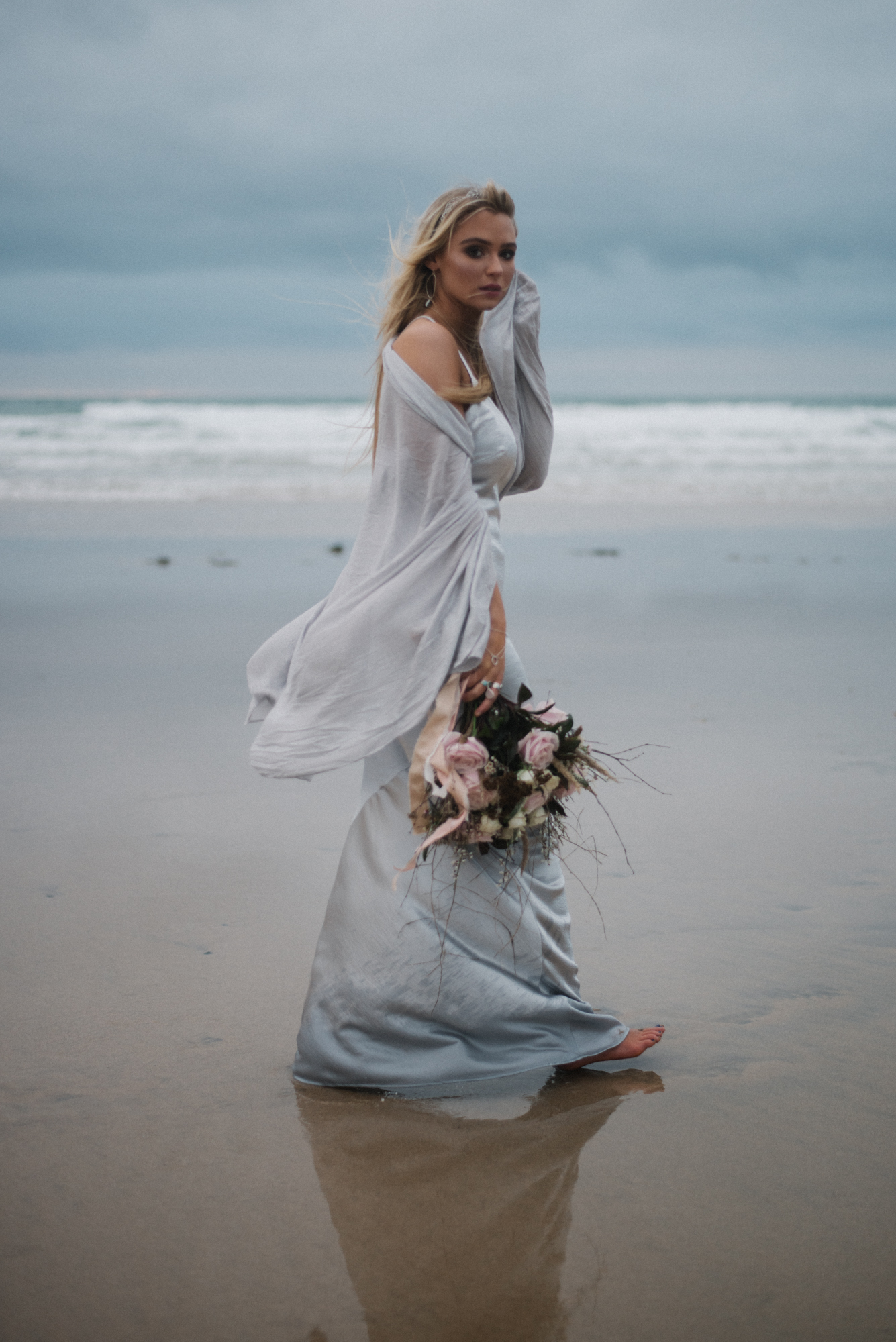 Lucie On The Beach | Bridal Editorial | www.oliviablogs.com