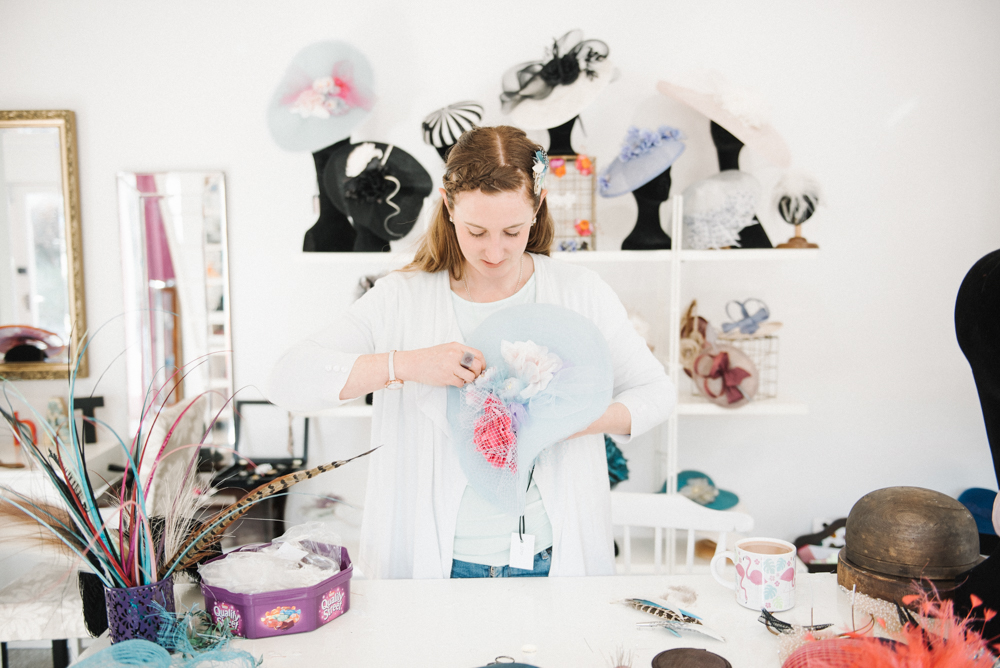 How+To+Feel+Confident+When+Having+Business+Headshots+Taken+%2F%2F+www.oliviabossert.jpeg