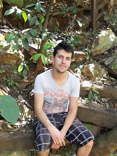 William R. Anderson Graduate Student Research Grant Fernando Cuéllar Claremont Graduate University Ph.D. project: Phylogenetics and inflorescence/sexual system diversification of Bouteloua and relatives based on transcriptomic data