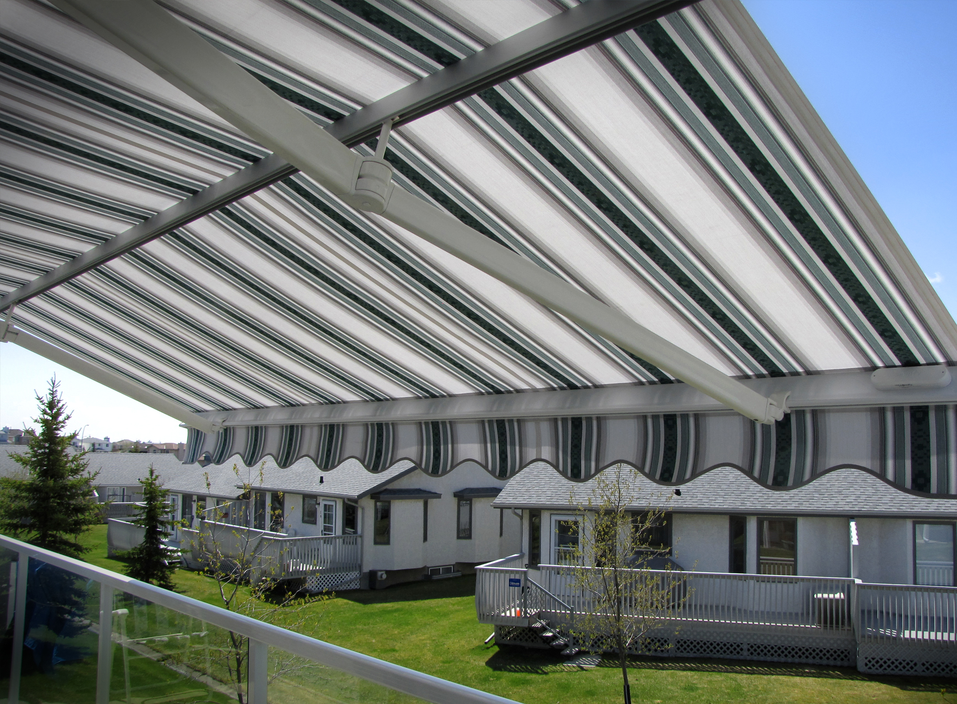 patio awnings calgary
